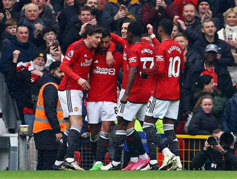 Everton And Man Utd Draw 2-2