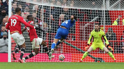 Manchester United And Everton Share Spoils: 2-2